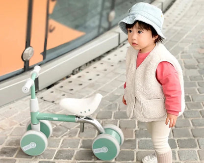 Kids' Balance Car – No-Pedal Outdoor Scooter for Ages 1-5 - SweetPeaShop